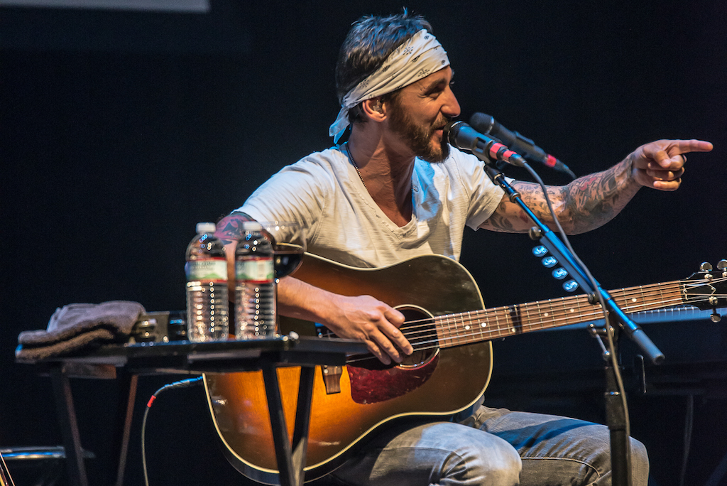 Sully Erna’s solo tour comes to Orlando on October 29, 2016.